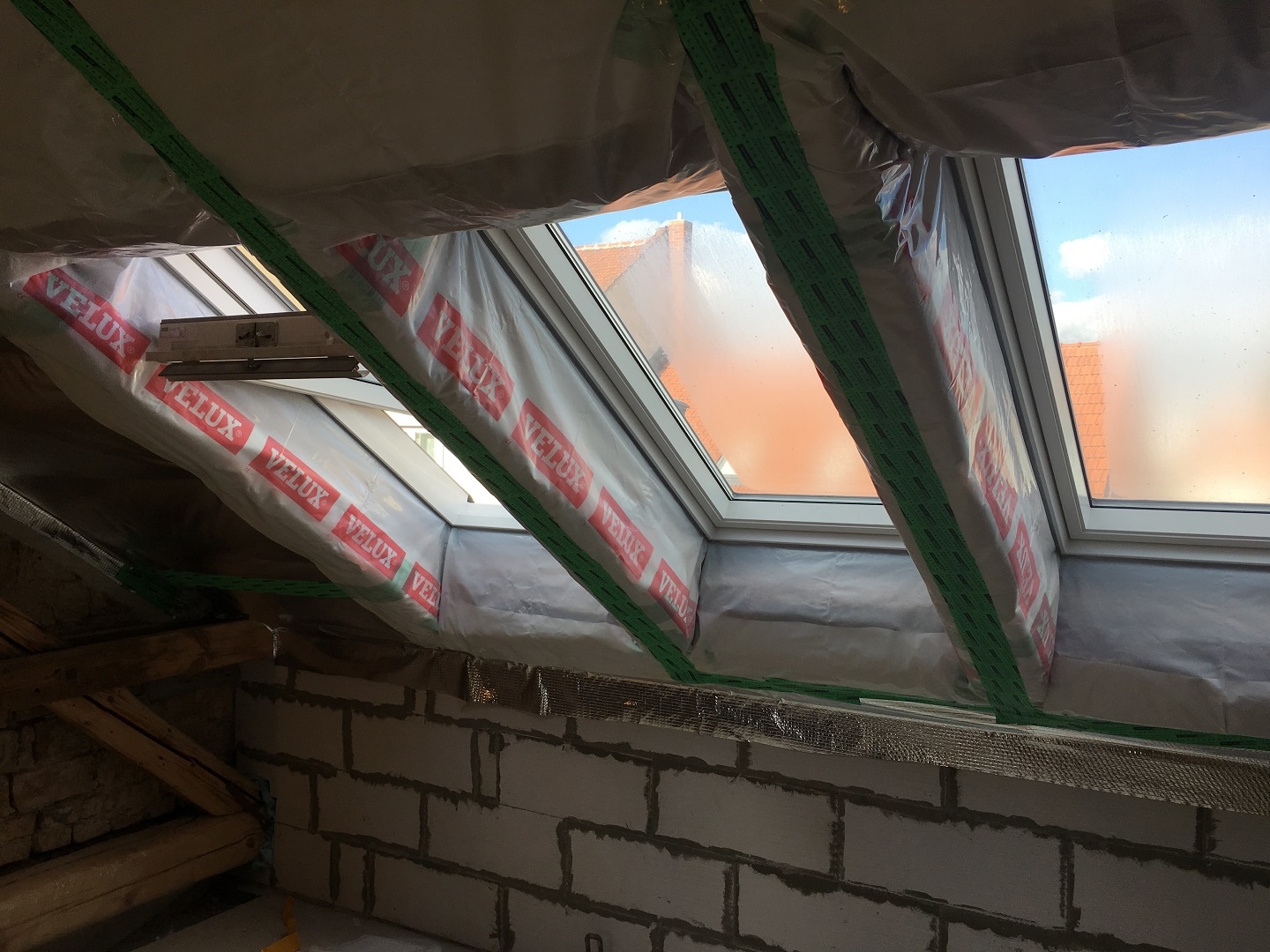 Montáže střešních oken VELUX | SDK Pecák